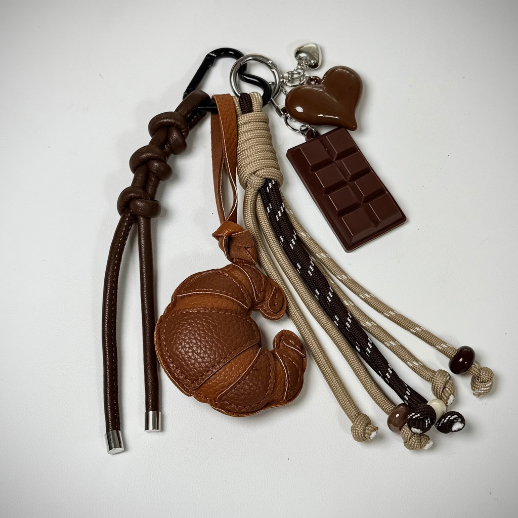 🤎 Chocolate Croissant Charm Keychain 🍫🥐